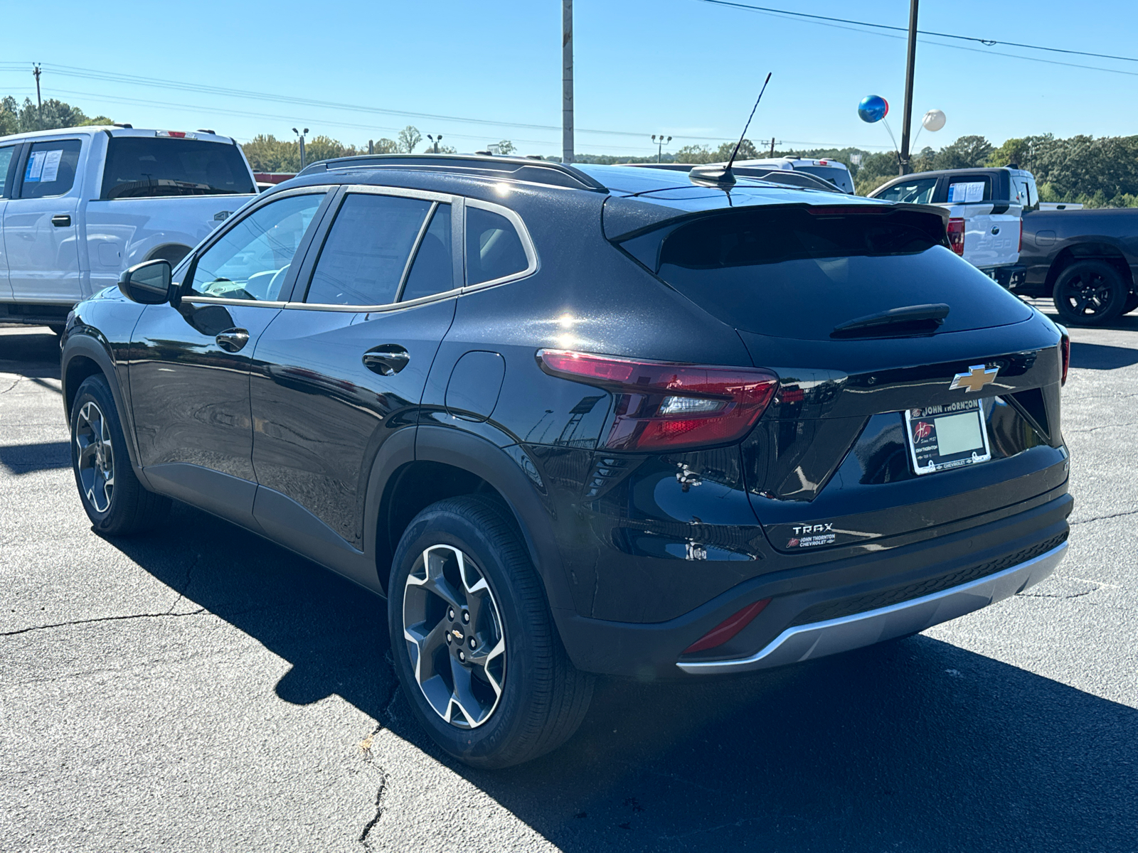 2025 Chevrolet Trax LT 8