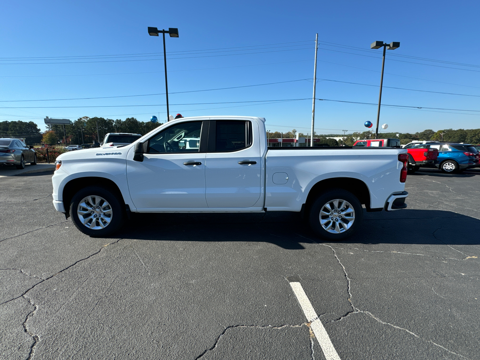 2025 Chevrolet Silverado 1500 Custom 9