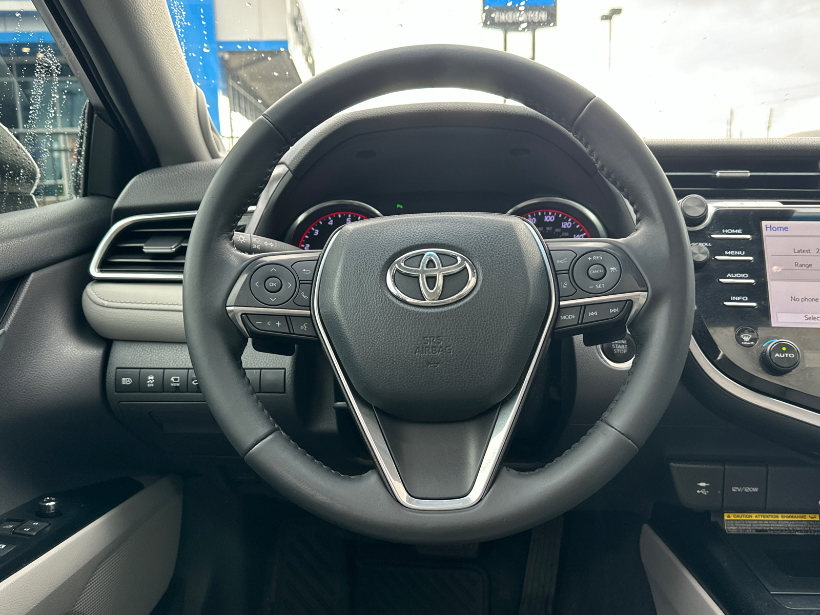 2018 Toyota Camry XSE 26