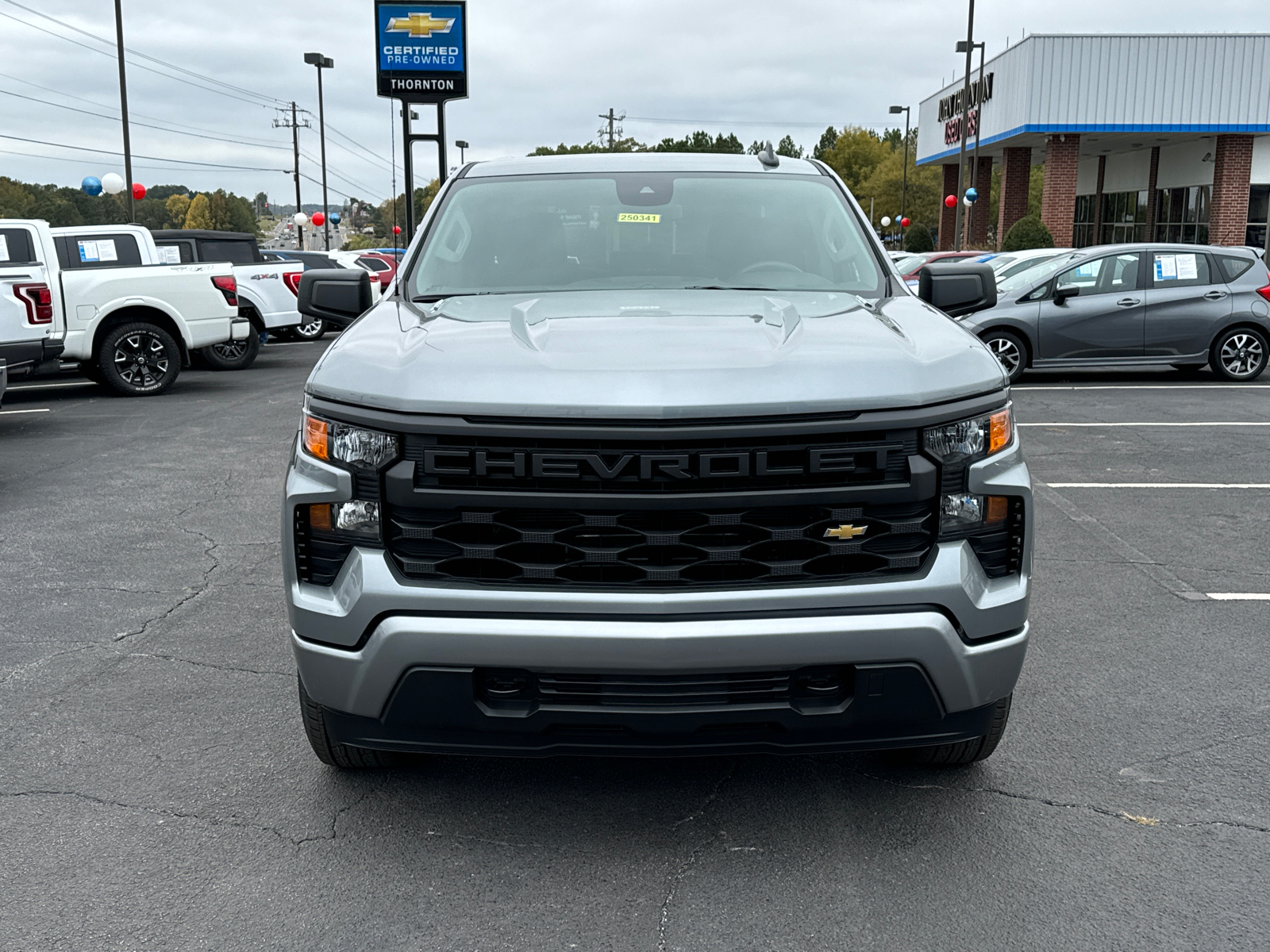 2025 Chevrolet Silverado 1500 Custom 3