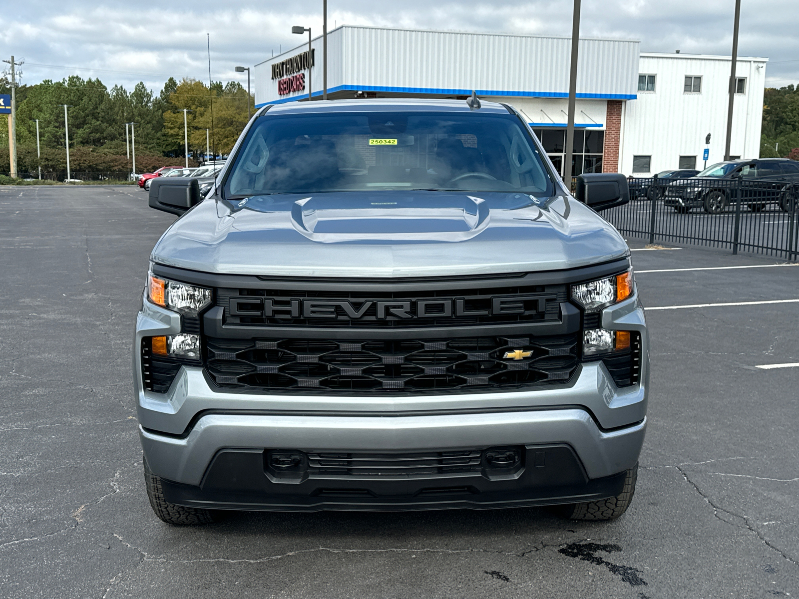 2025 Chevrolet Silverado 1500 Custom 3