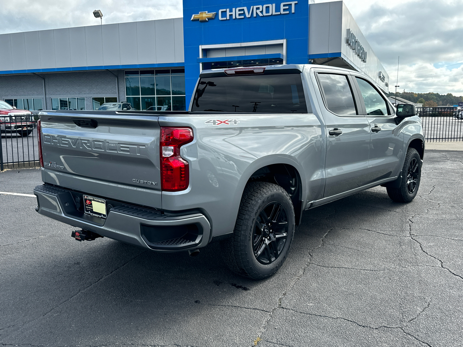 2025 Chevrolet Silverado 1500 Custom 6