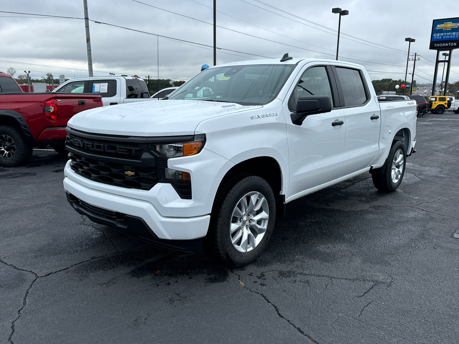 2025 Chevrolet Silverado 1500 Custom 2