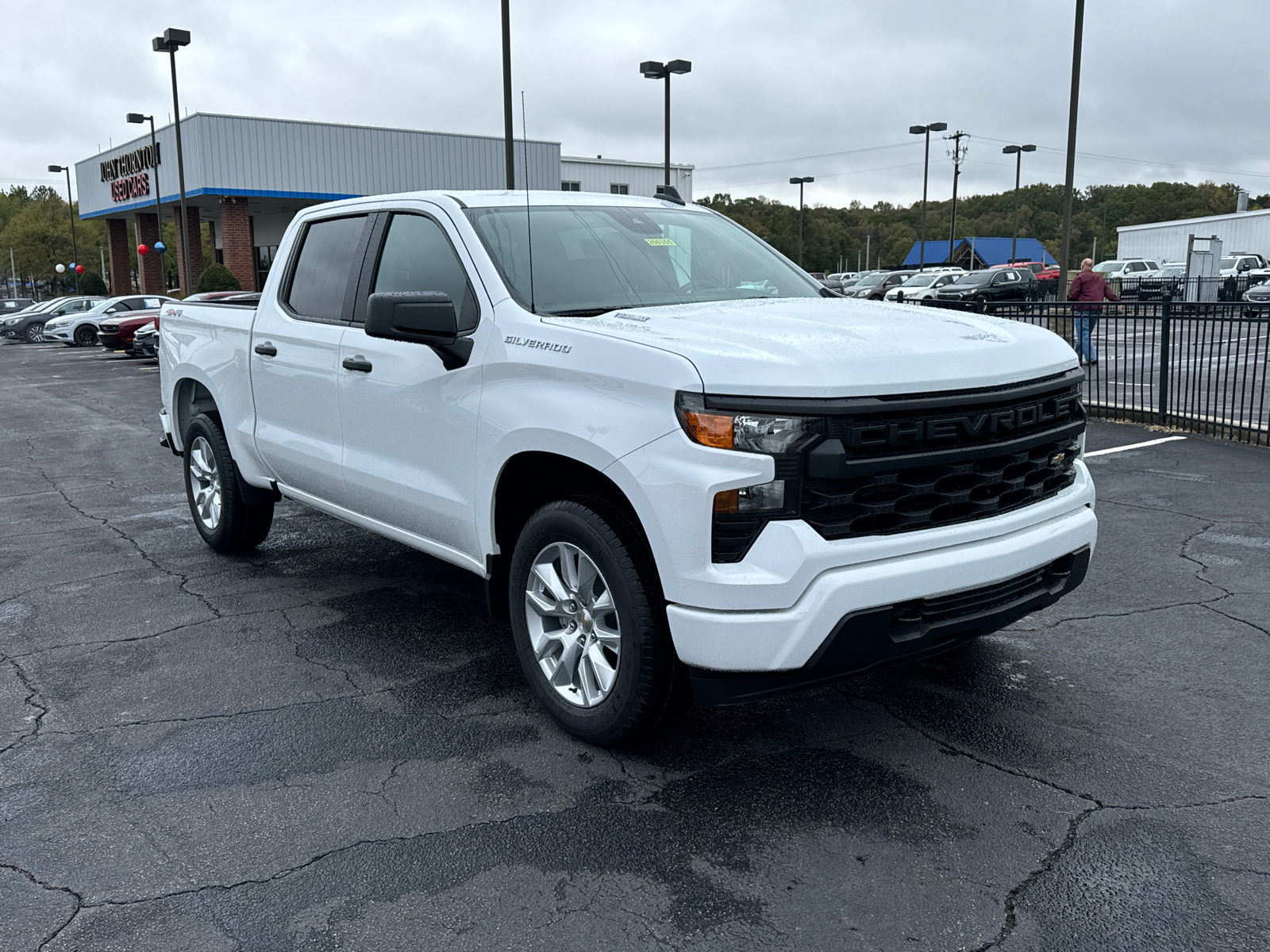 2025 Chevrolet Silverado 1500 Custom 4