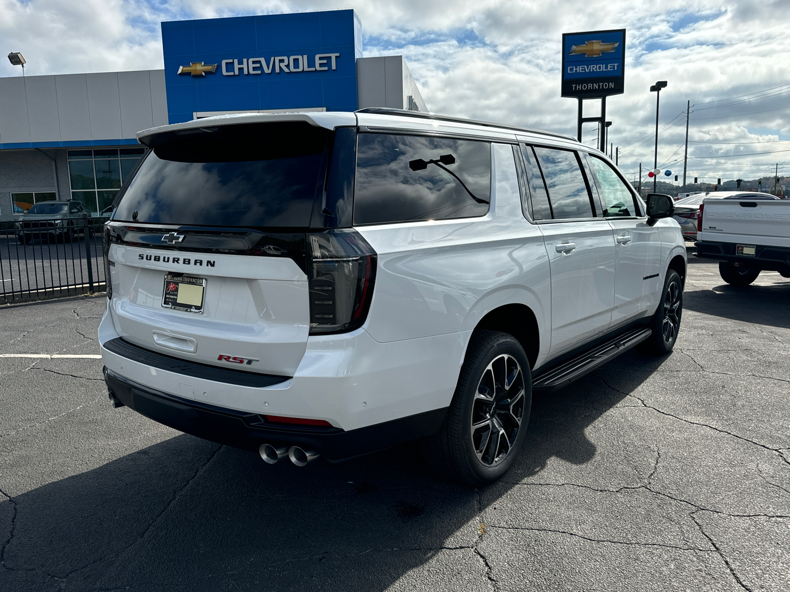 2025 Chevrolet Suburban RST 6