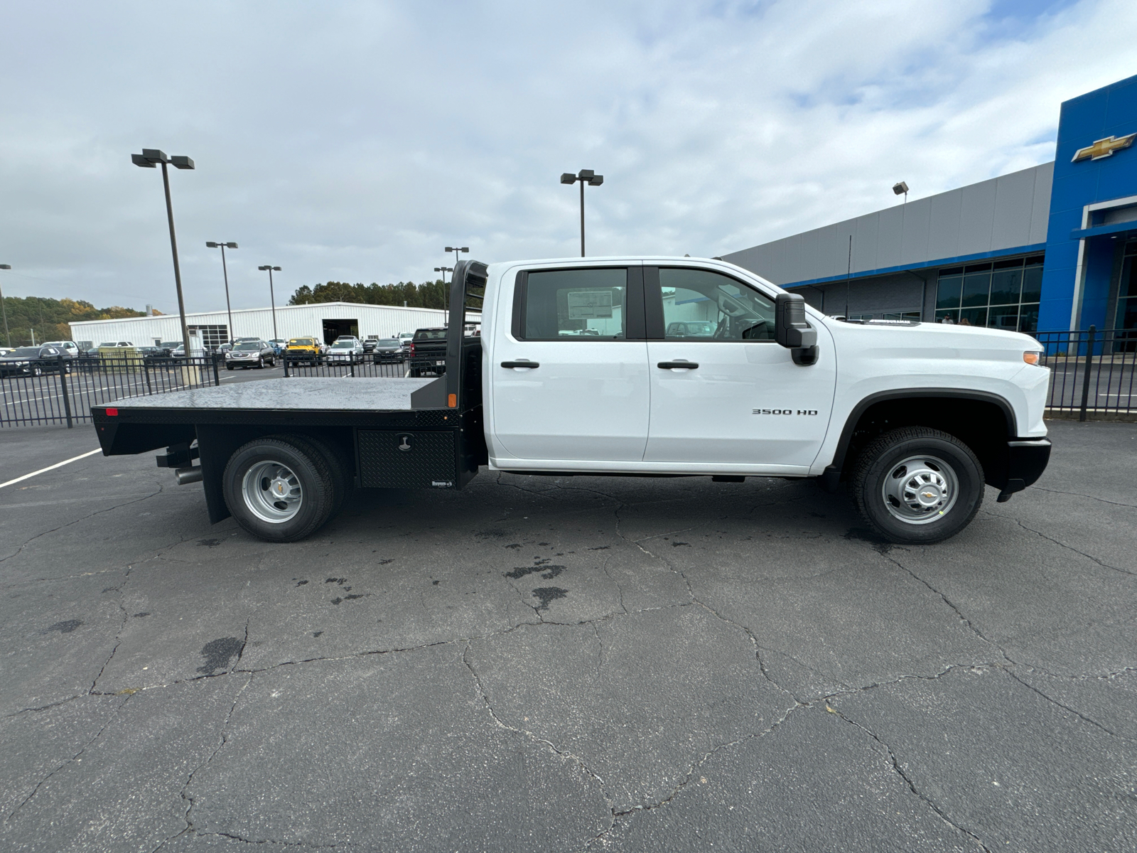 2025 Chevrolet Silverado 3500HD Work Truck 5