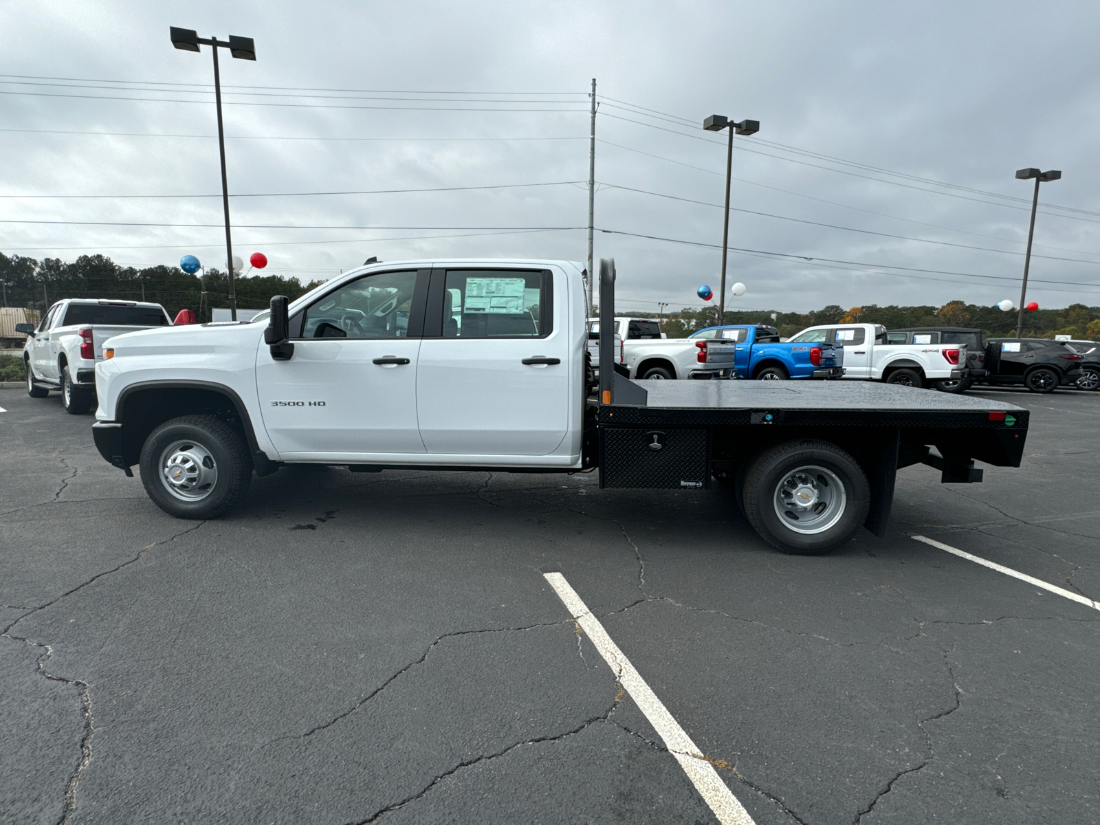 2025 Chevrolet Silverado 3500HD Work Truck 9