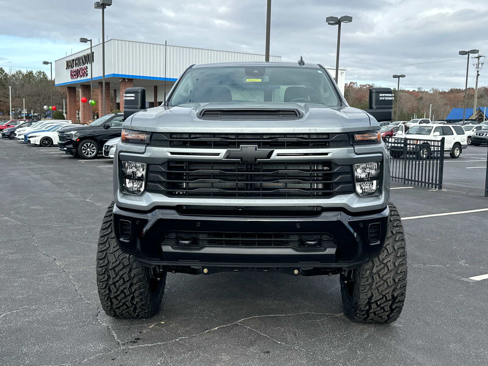 2025 Chevrolet Silverado 2500HD Custom 3