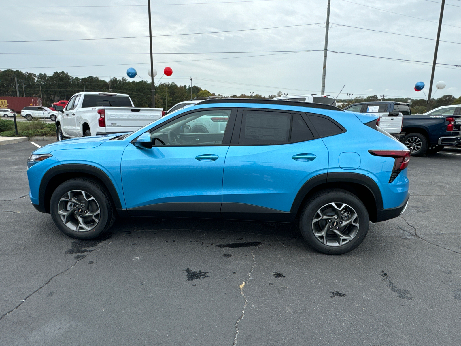 2025 Chevrolet Trax LT 9