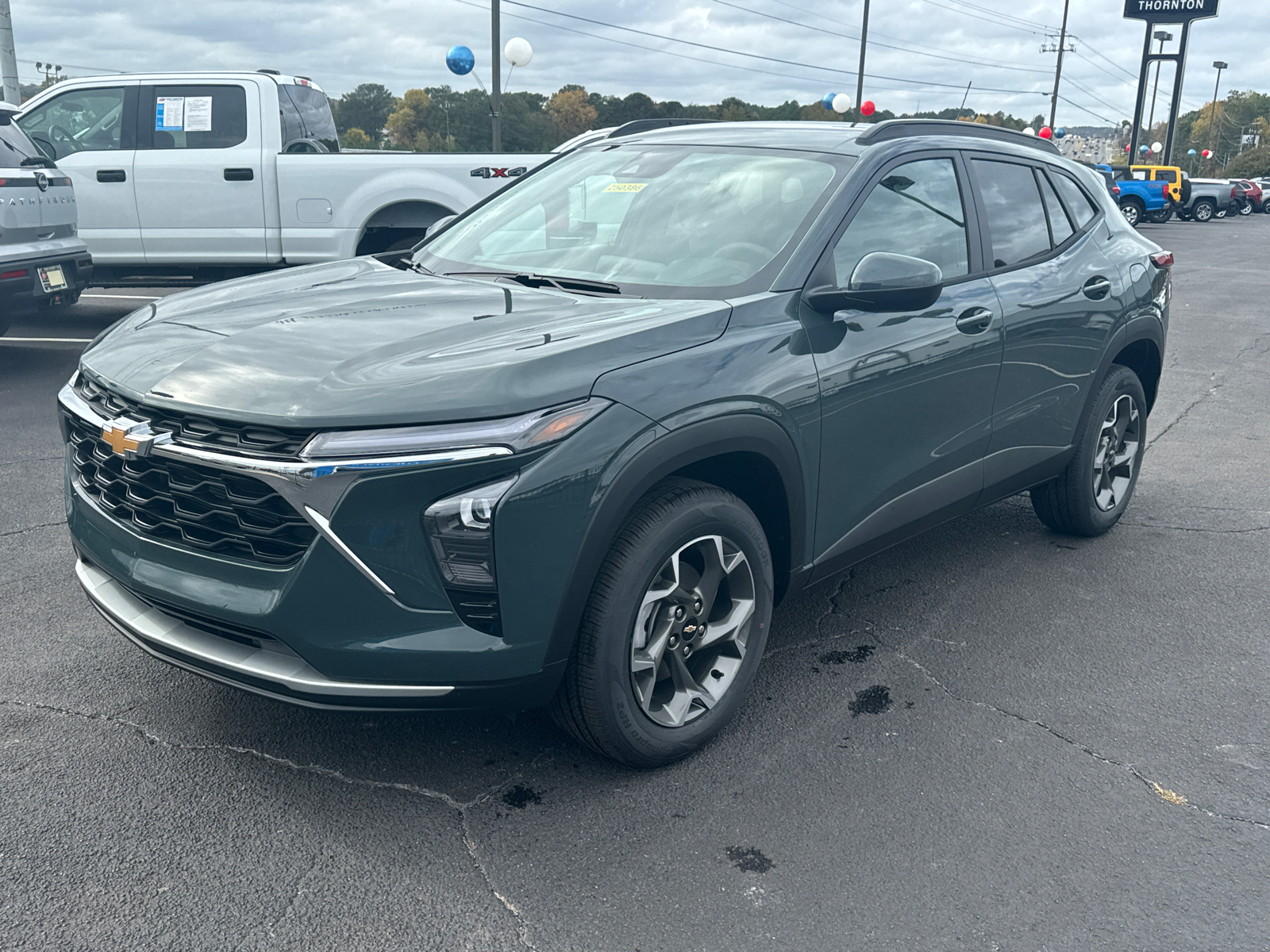 2025 Chevrolet Trax LT 3