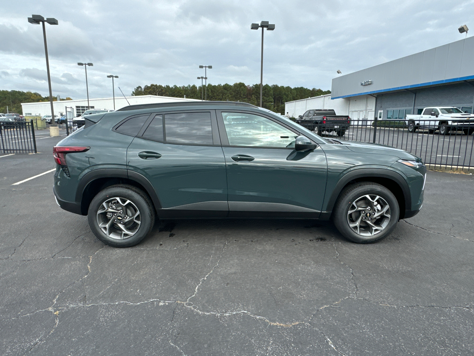 2025 Chevrolet Trax LT 6