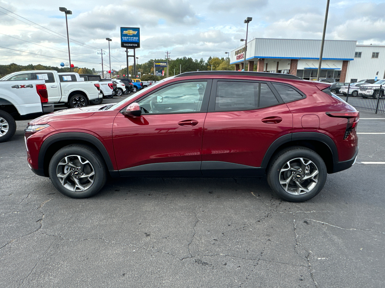 2025 Chevrolet Trax LT 10