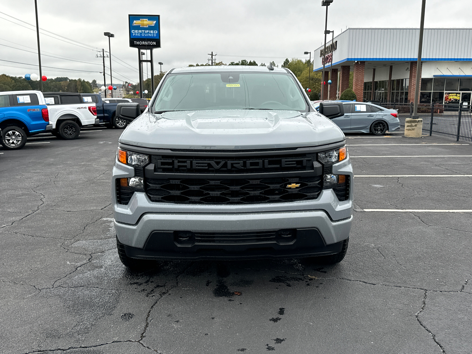 2025 Chevrolet Silverado 1500 Custom 3