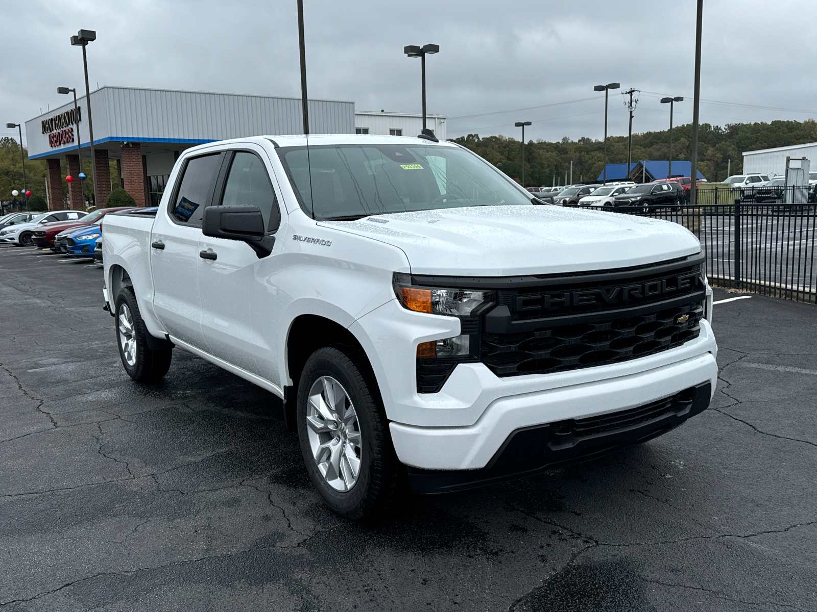 2025 Chevrolet Silverado 1500 Custom 4