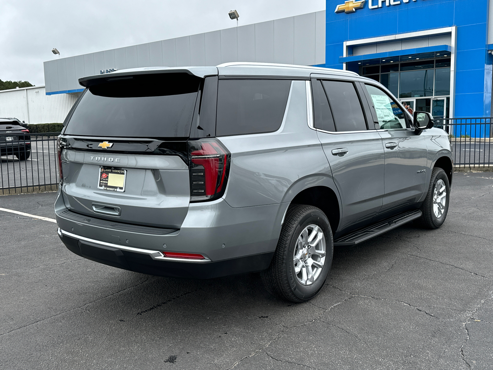 2025 Chevrolet Tahoe LS 6