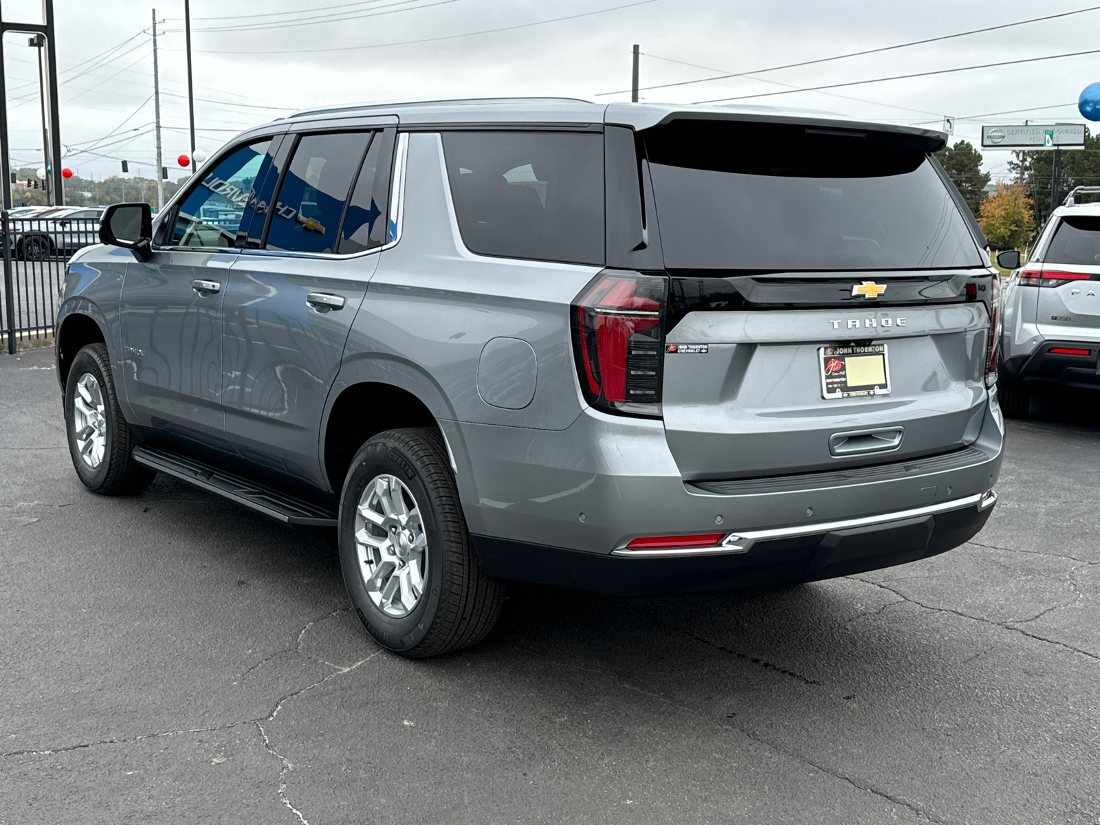 2025 Chevrolet Tahoe LS 8