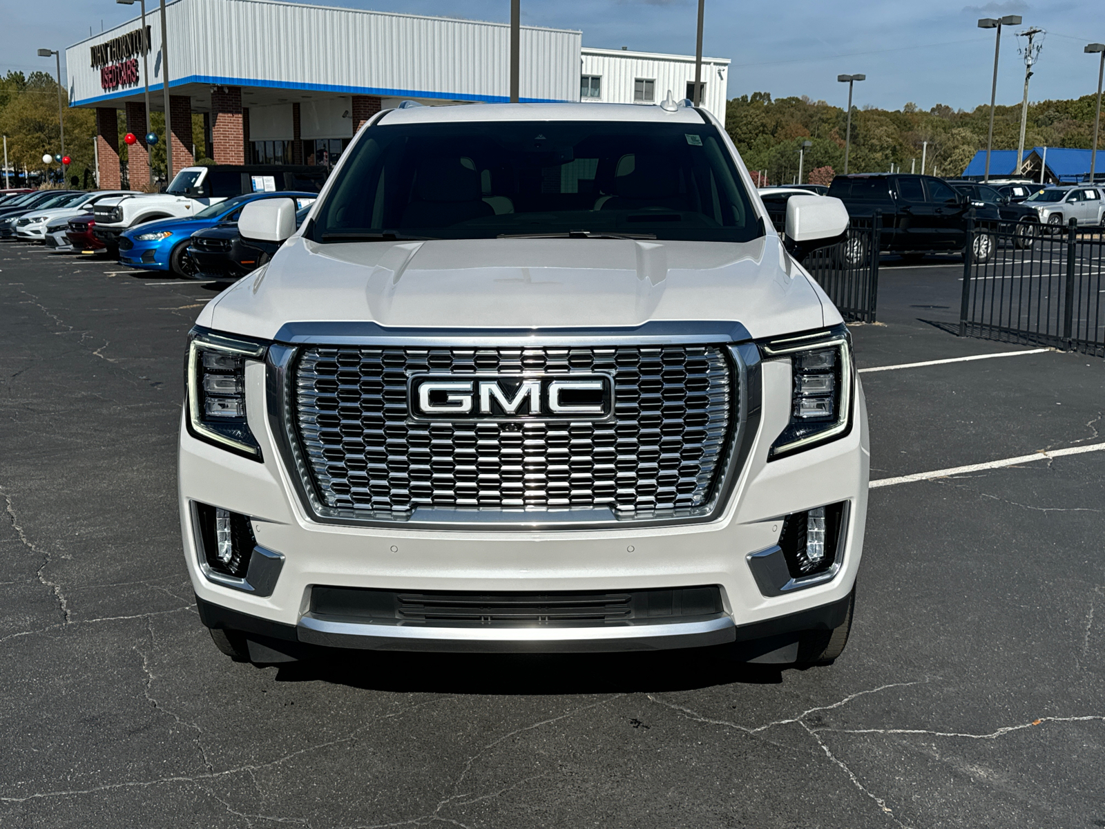 2022 GMC Yukon Denali 3