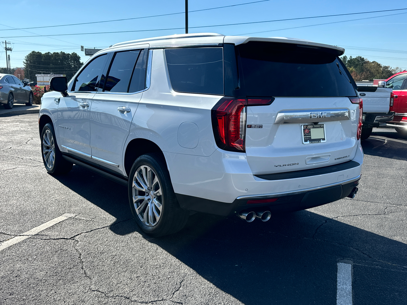 2022 GMC Yukon Denali 8