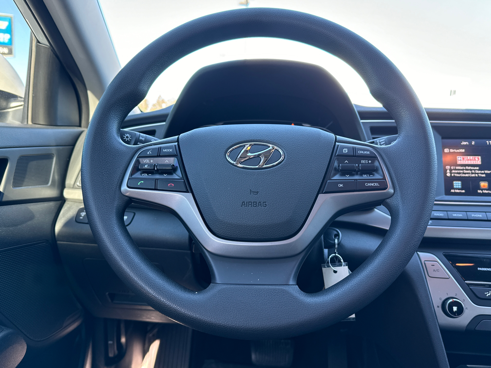 2018 Hyundai Elantra SEL 24