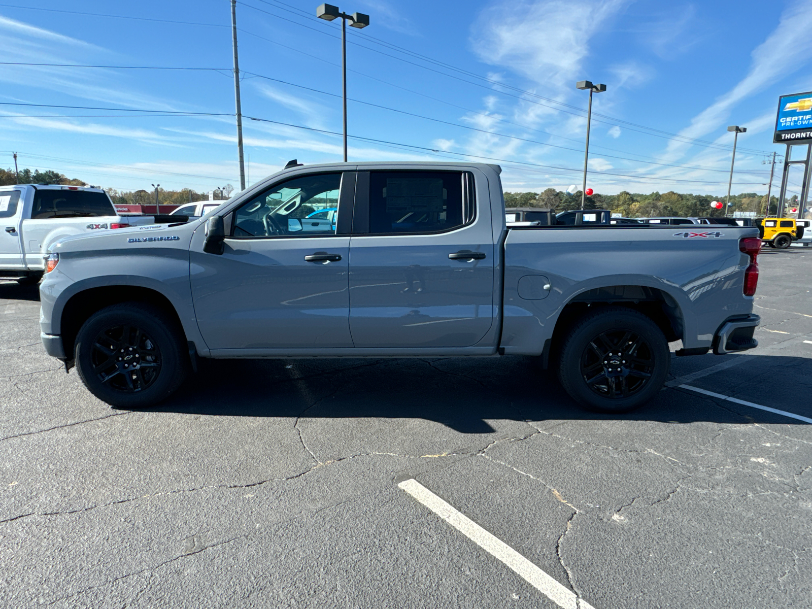 2025 Chevrolet Silverado 1500 Custom 9