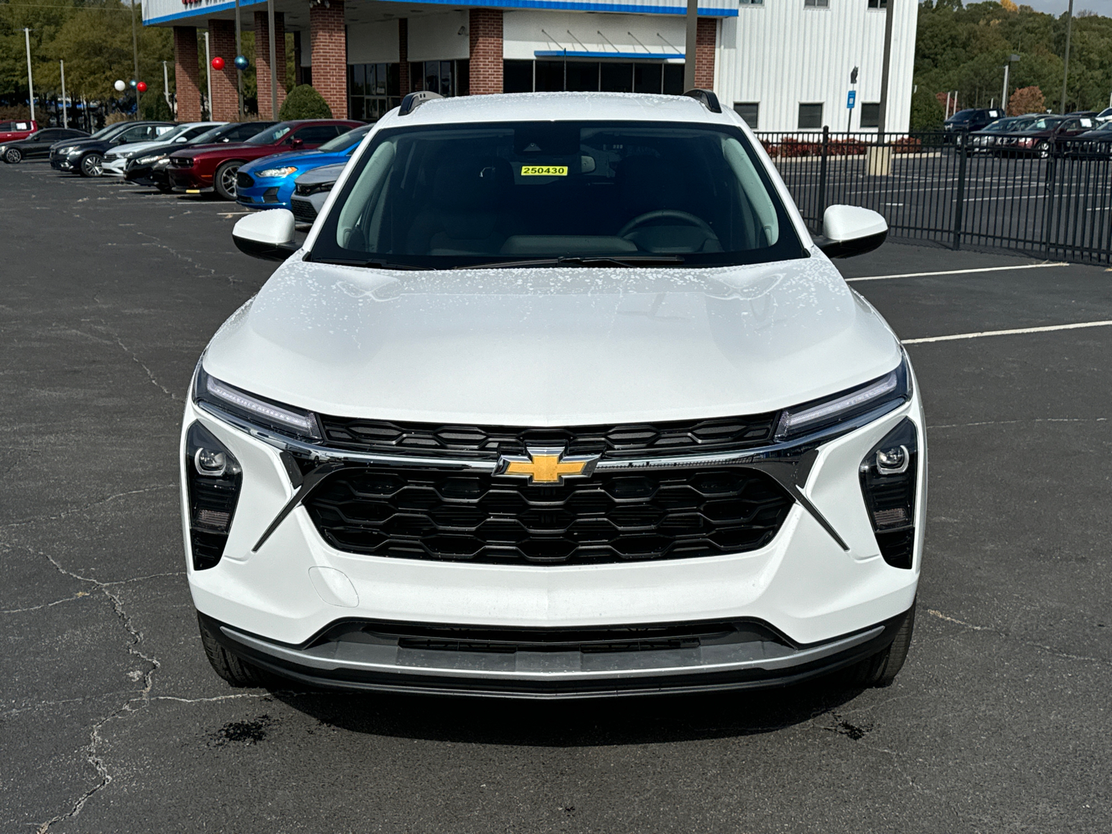 2025 Chevrolet Trax LT 3