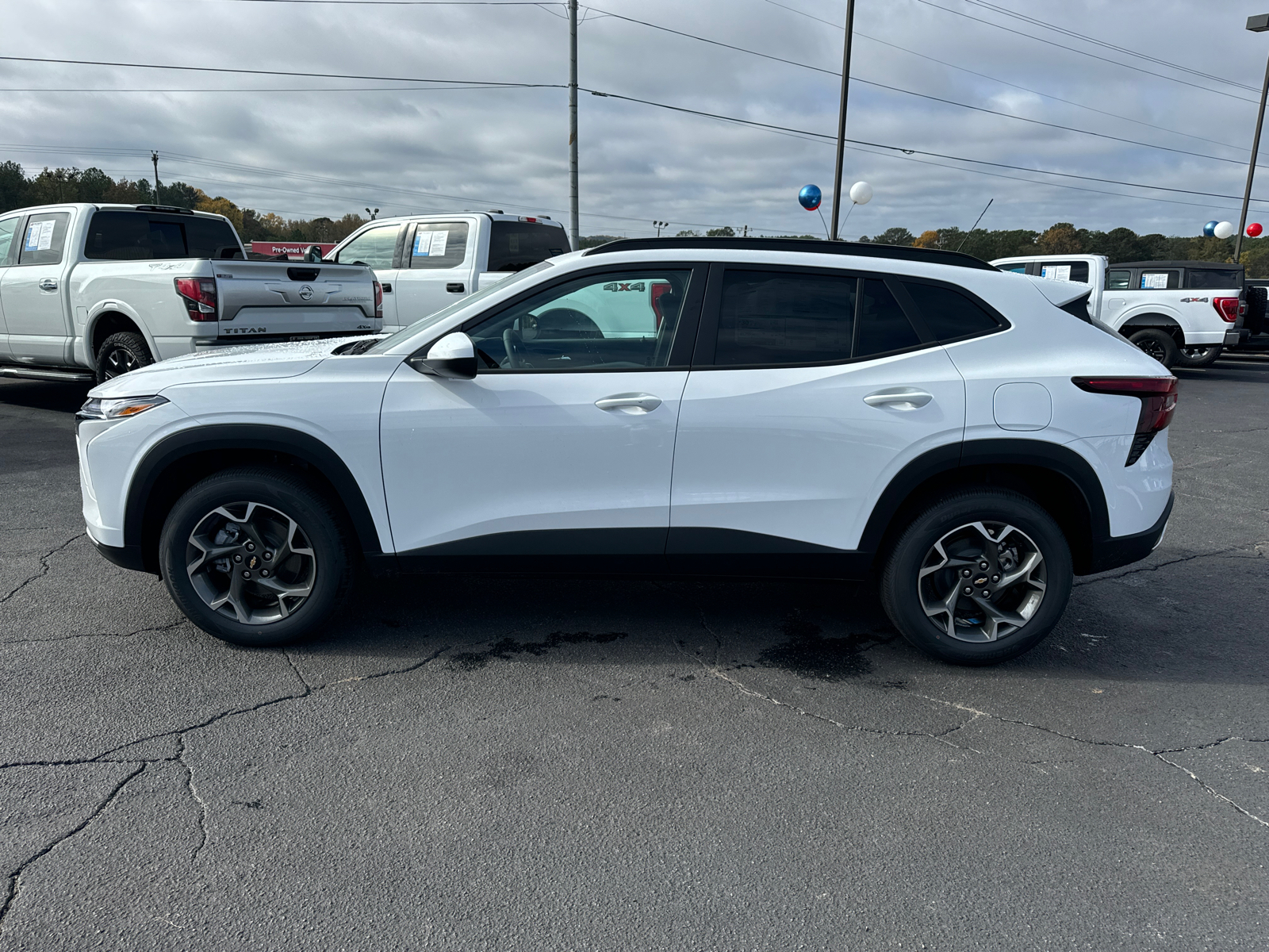 2025 Chevrolet Trax LT 9