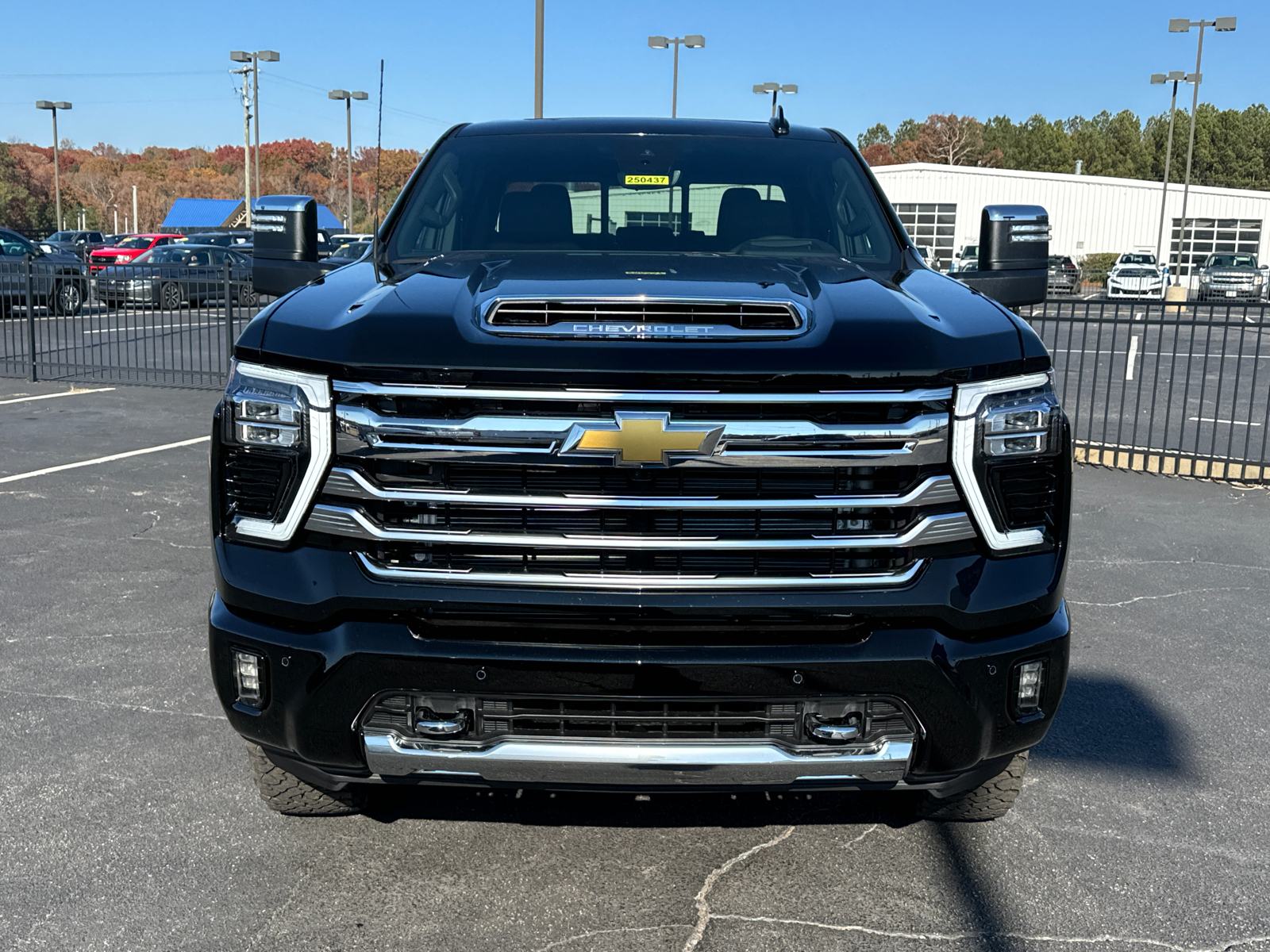 2025 Chevrolet Silverado 2500HD High Country 3