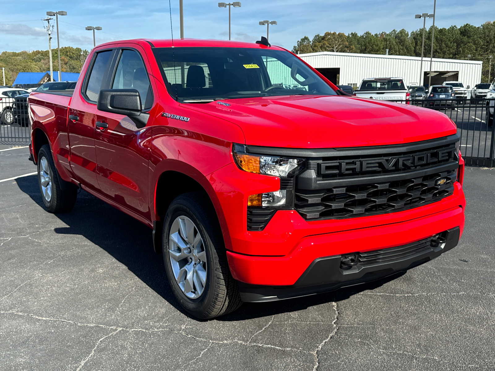 2025 Chevrolet Silverado 1500 Custom 4