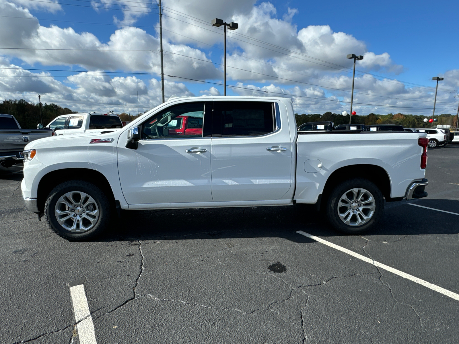 2025 Chevrolet Silverado 1500 LTZ 10