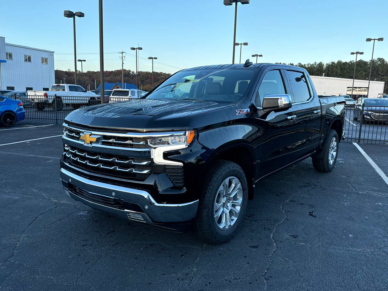 2025 Chevrolet Silverado 1500 LTZ 2