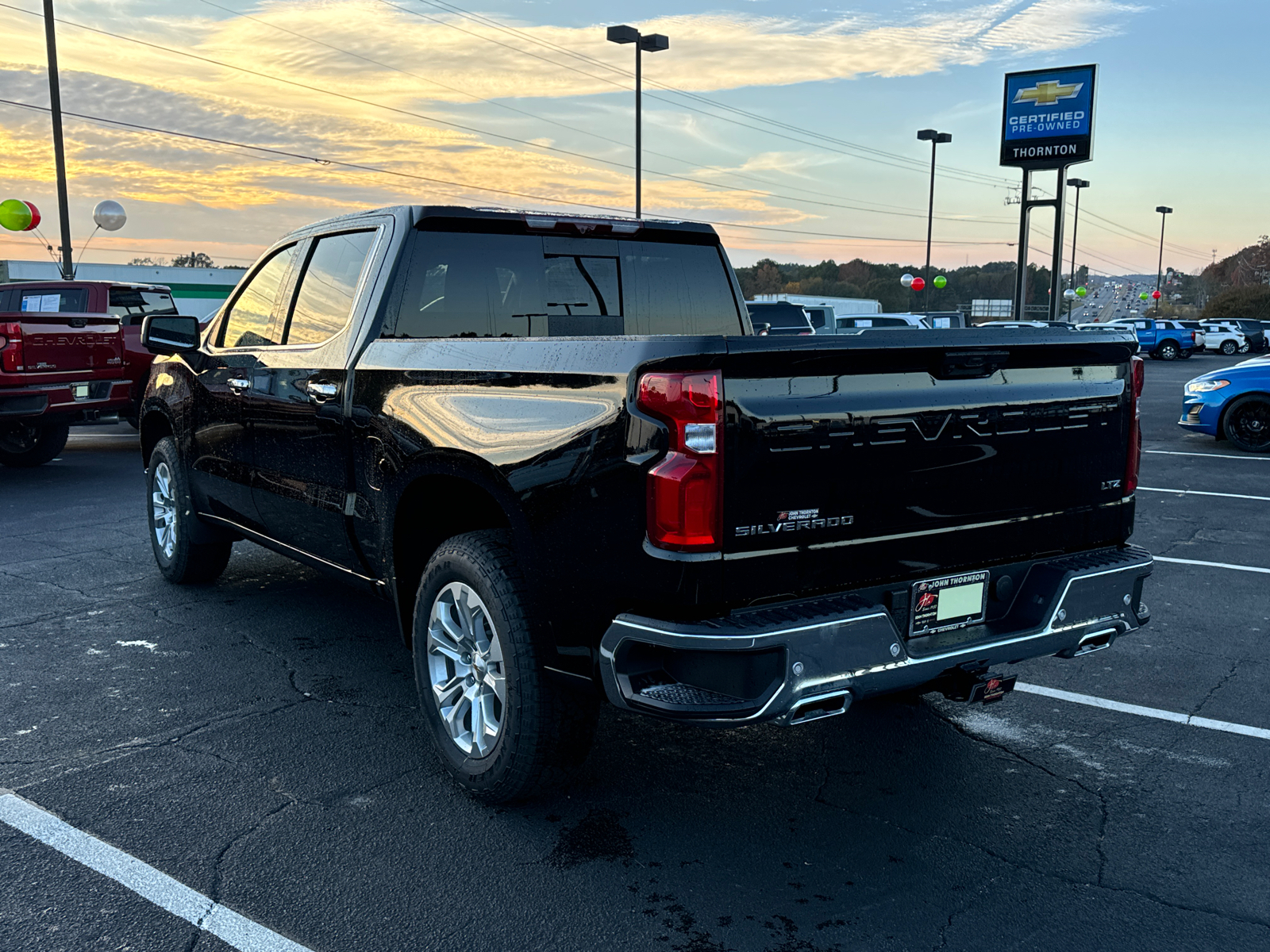 2025 Chevrolet Silverado 1500 LTZ 8