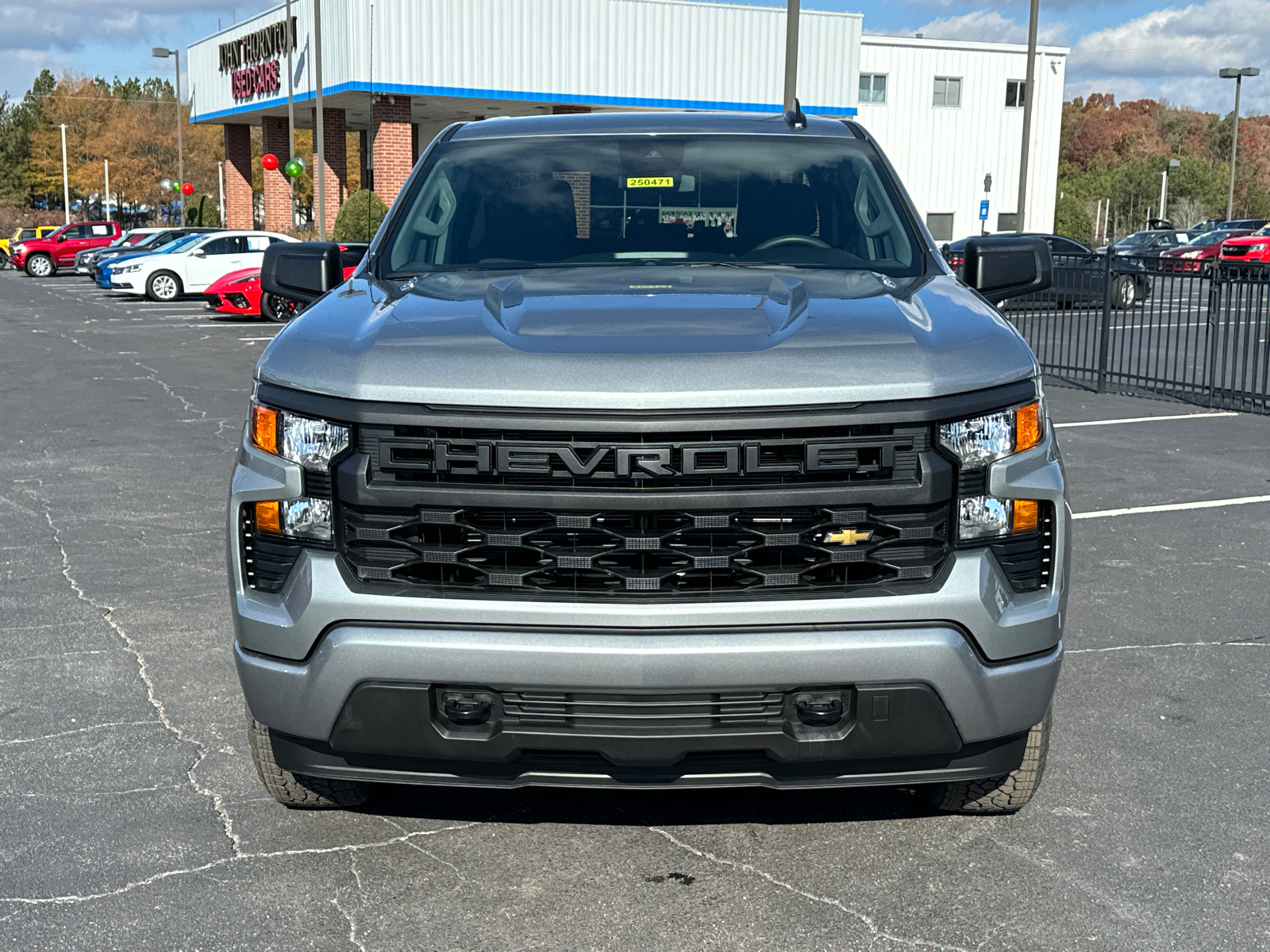 2025 Chevrolet Silverado 1500 Custom 4