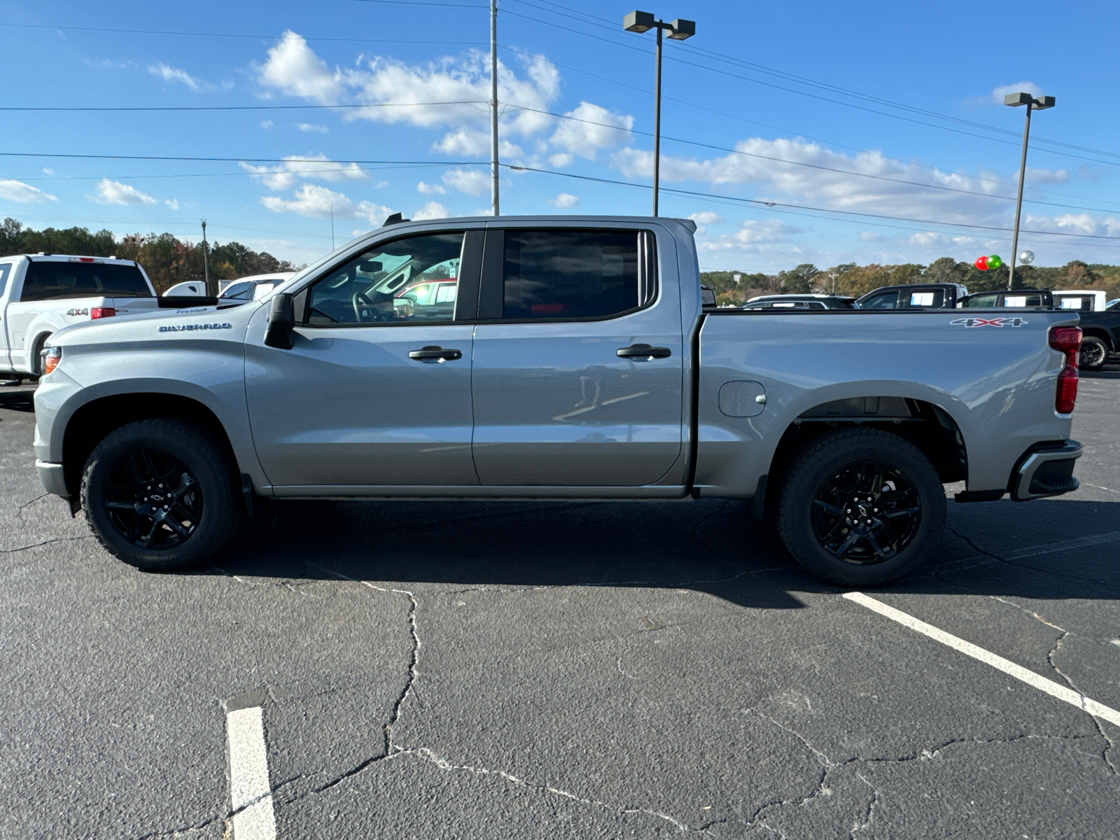 2025 Chevrolet Silverado 1500 Custom 10