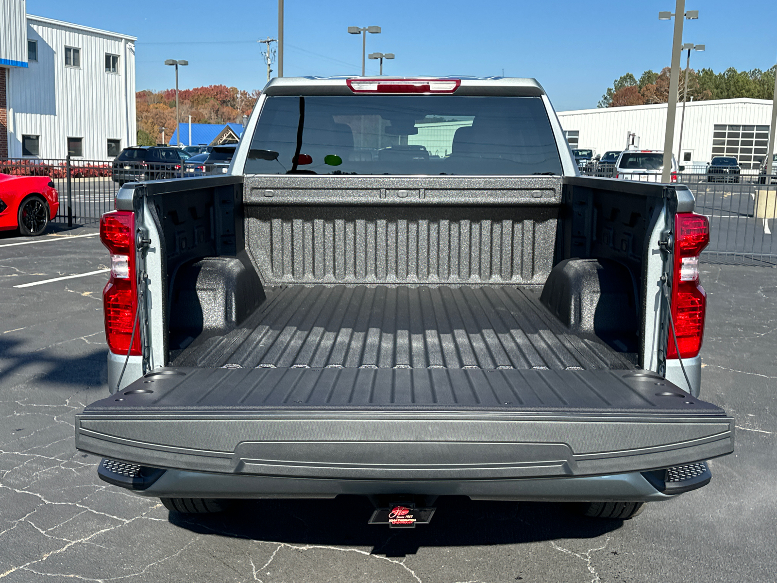 2025 Chevrolet Silverado 1500 Custom 25