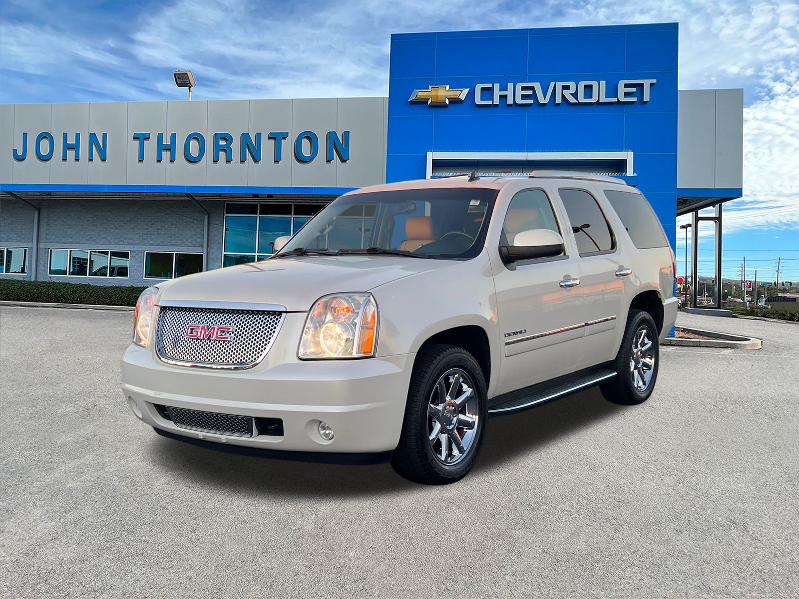 2013 GMC Yukon Denali 1