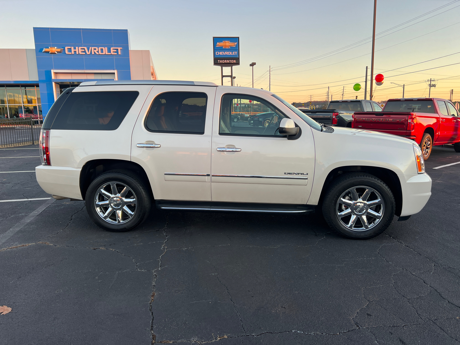 2013 GMC Yukon Denali 5