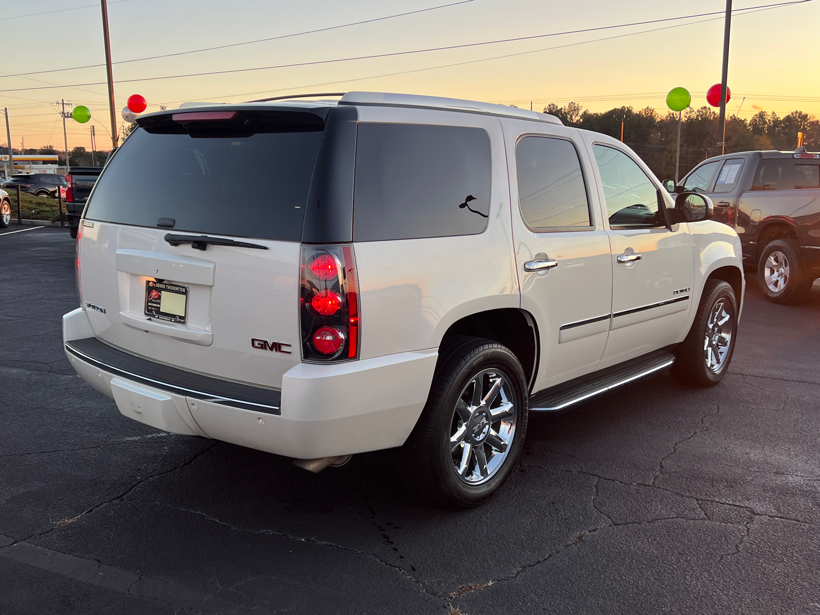 2013 GMC Yukon Denali 6