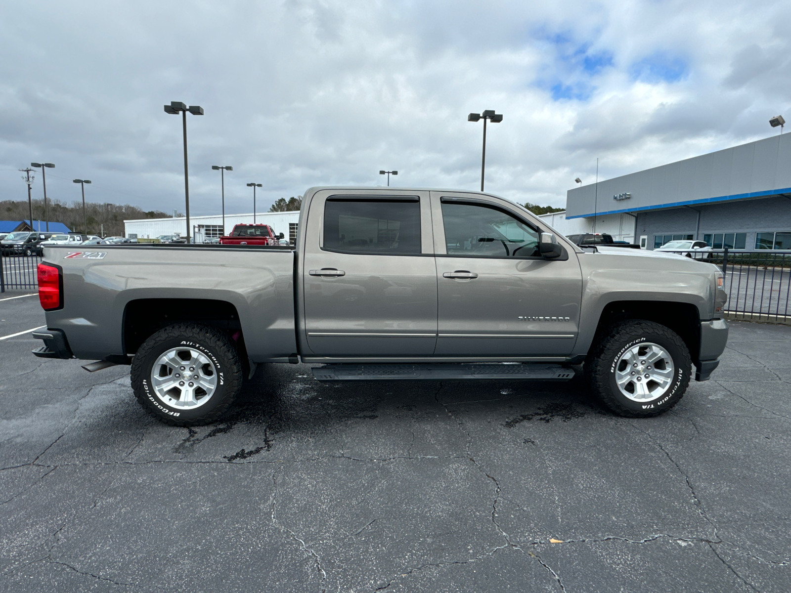 2017 Chevrolet Silverado 1500 LT 5