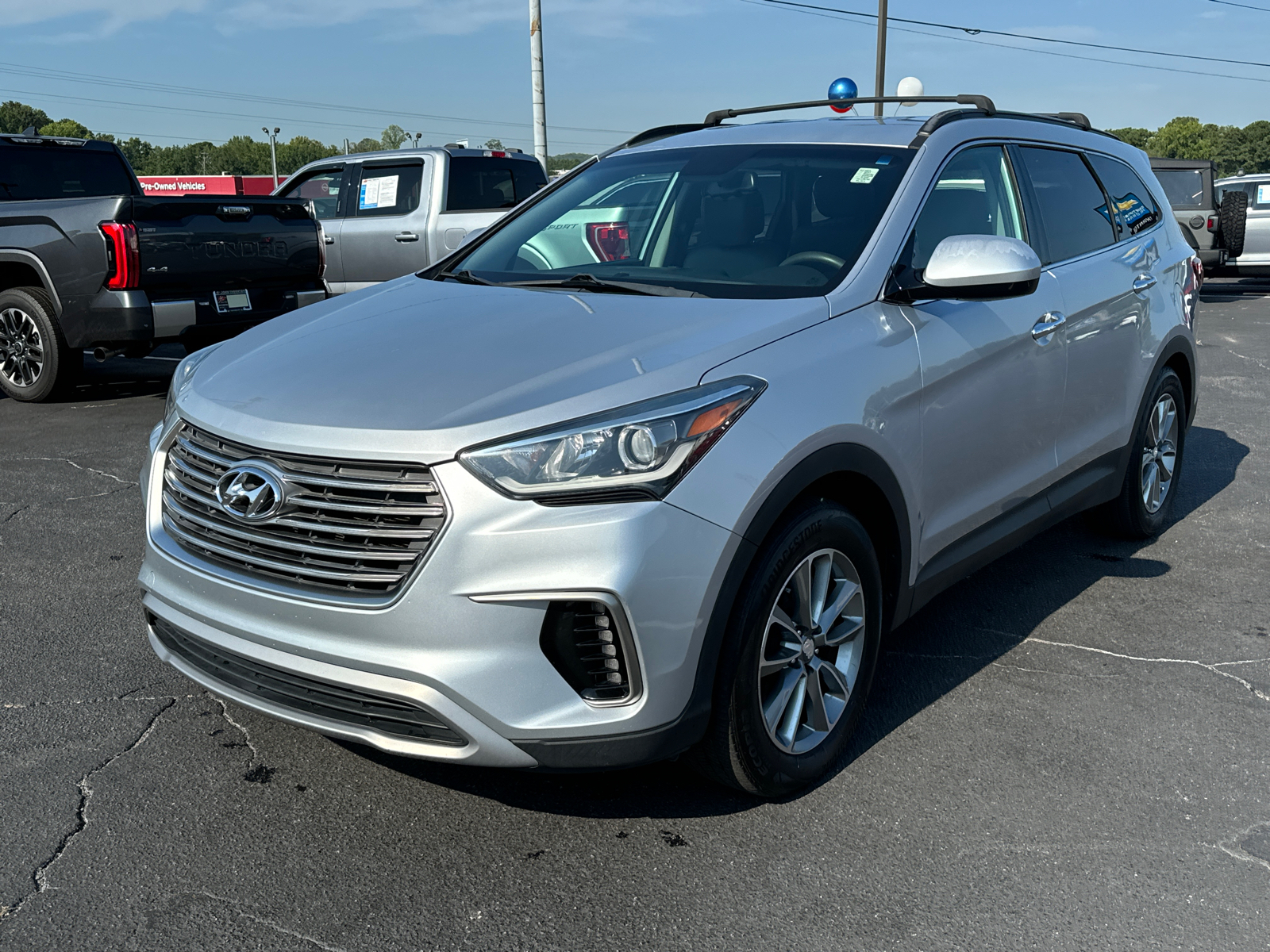 2017 Hyundai Santa Fe SE 2