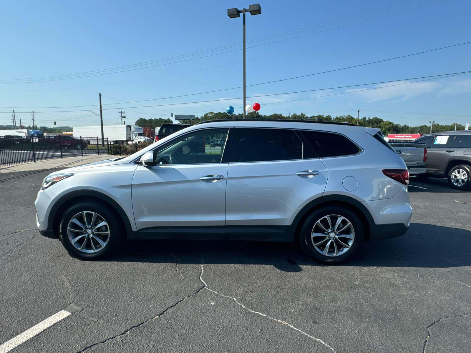 2017 Hyundai Santa Fe SE 9