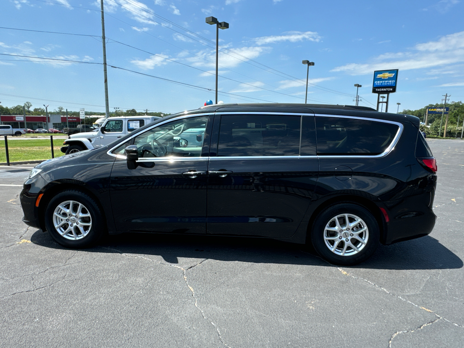 2022 Chrysler Pacifica Touring L 9