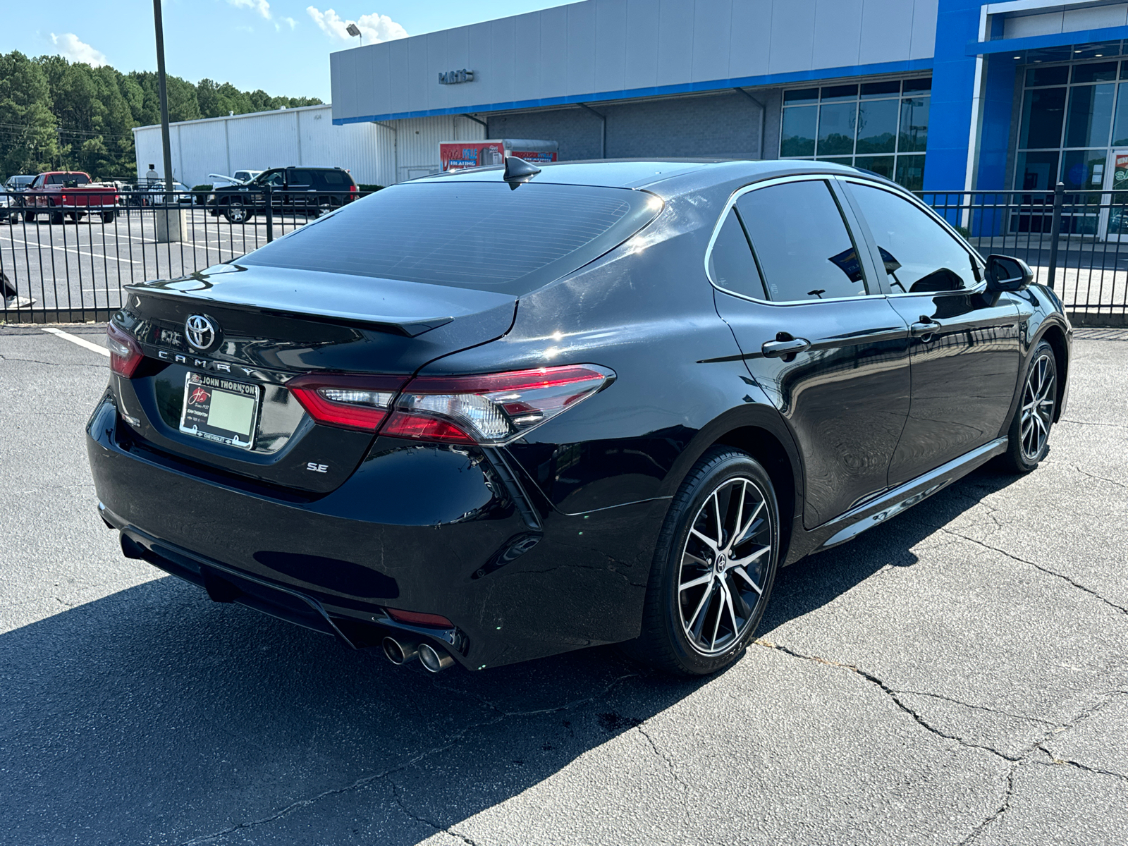 2022 Toyota Camry SE 6