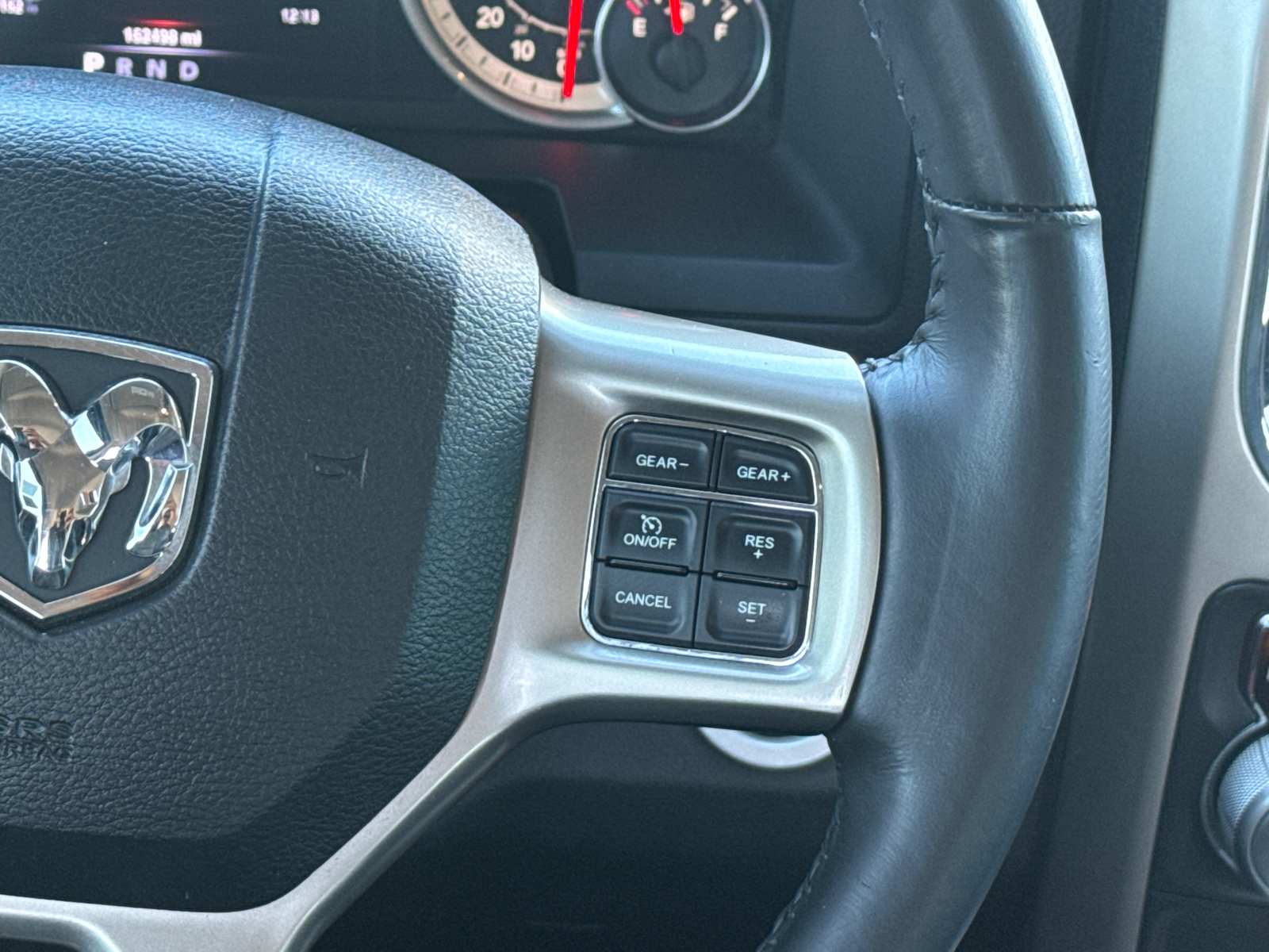 2016 Ram 1500 Laramie 28