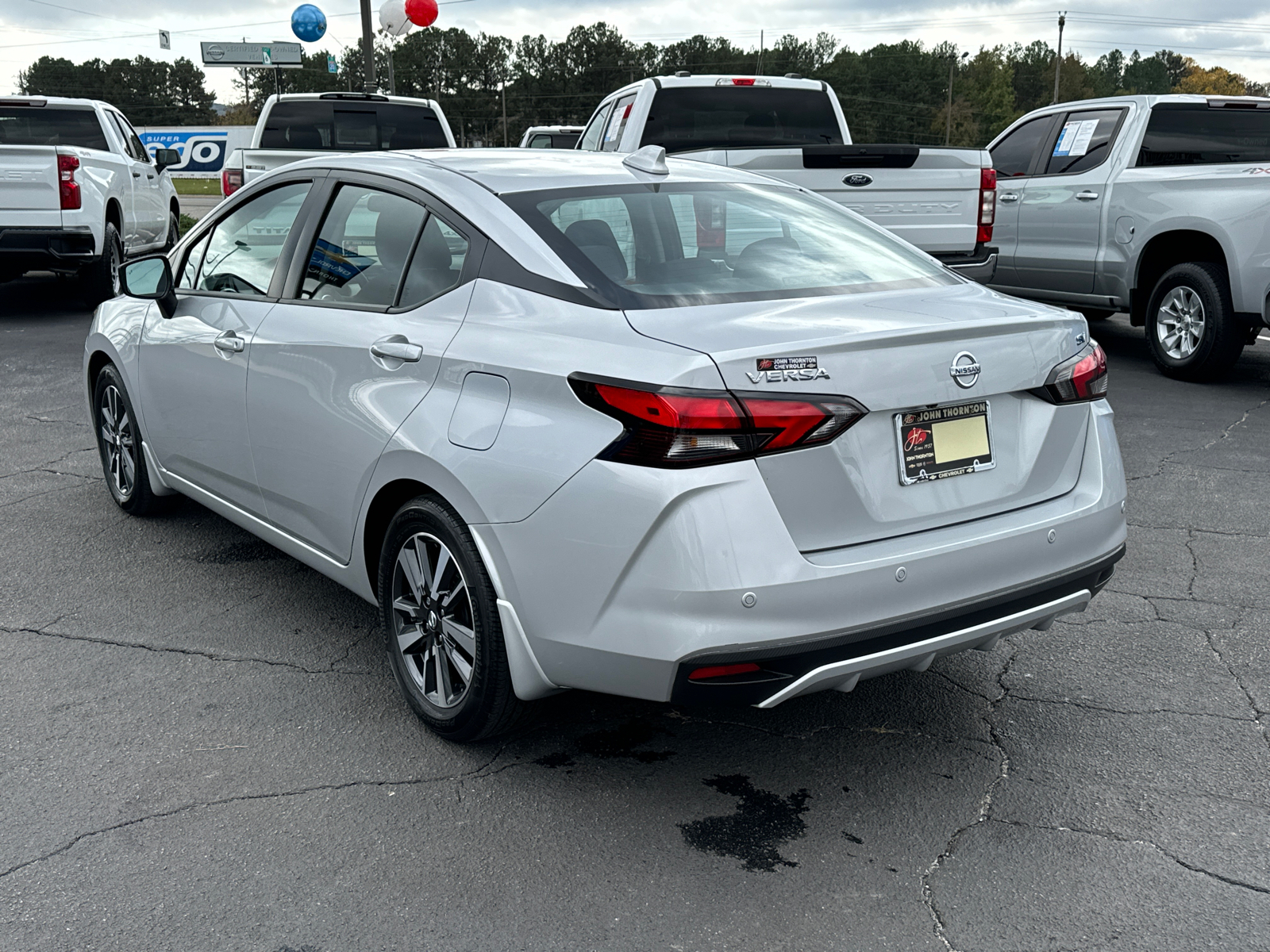 2022 Nissan Versa 1.6 SV 8