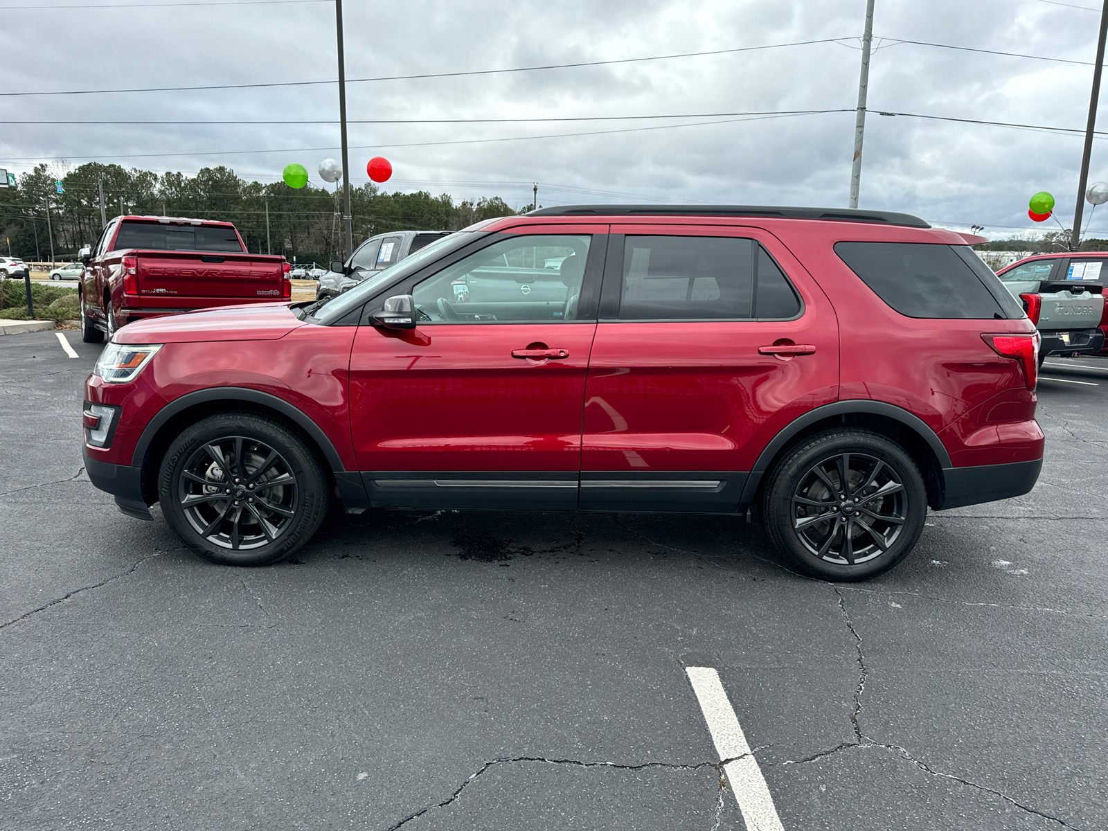 2017 Ford Explorer XLT 9