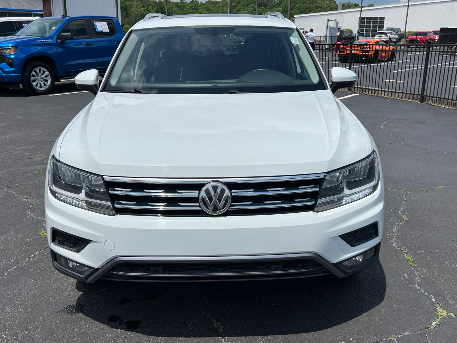 2019 Volkswagen Tiguan 2.0T SEL 3