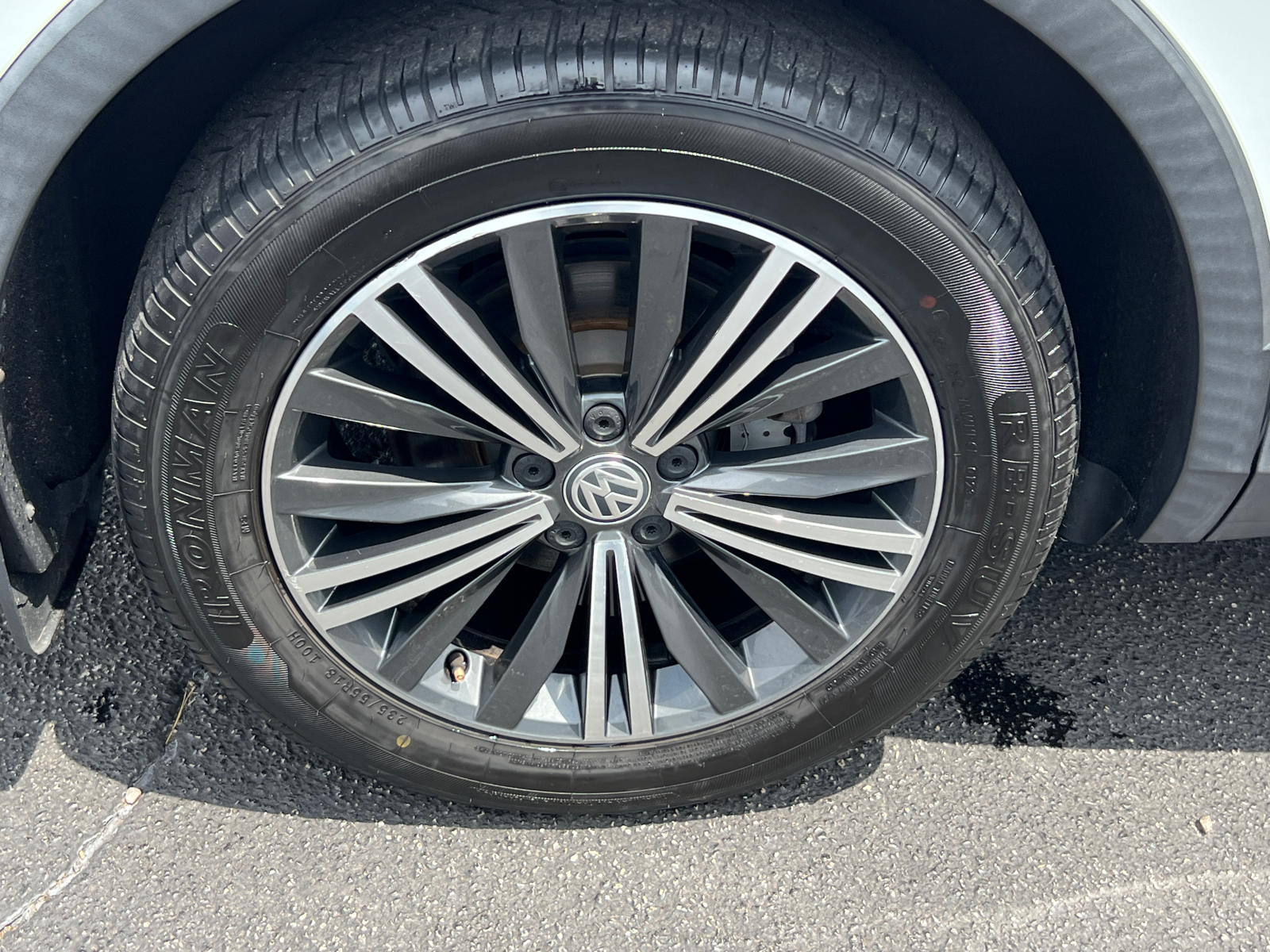 2019 Volkswagen Tiguan 2.0T SEL 18