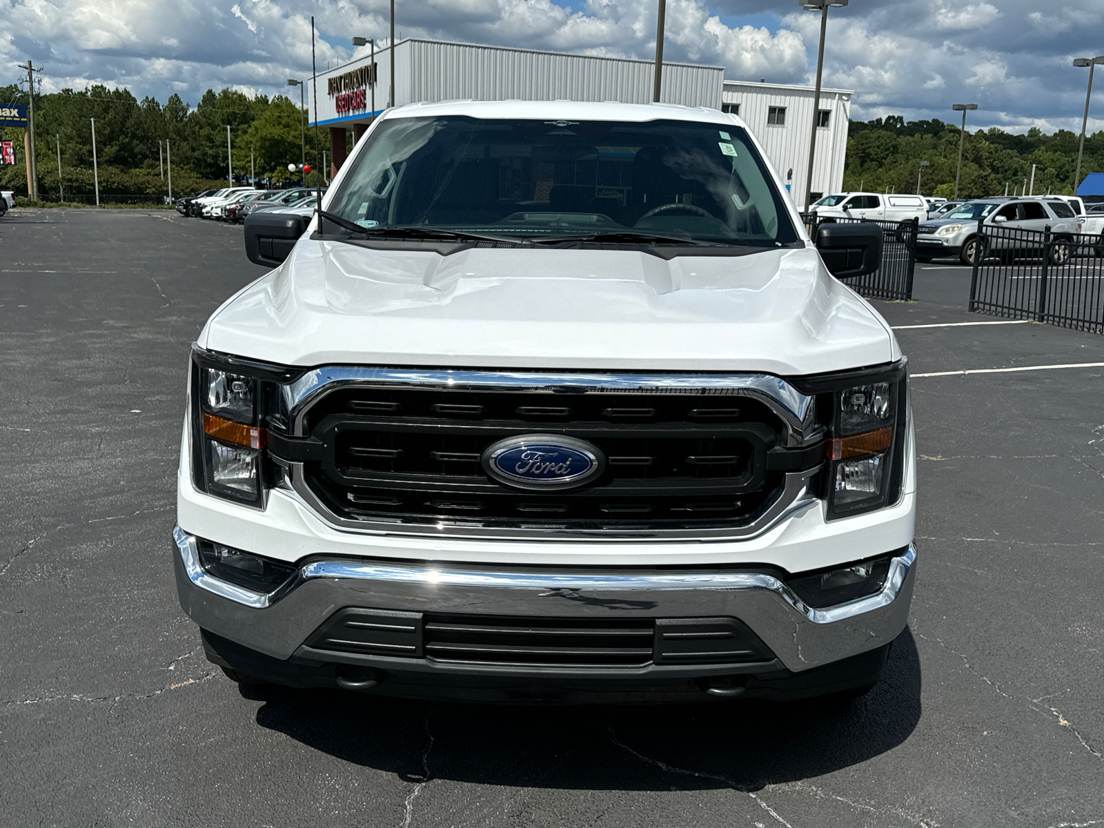 2023 Ford F-150 XLT 3