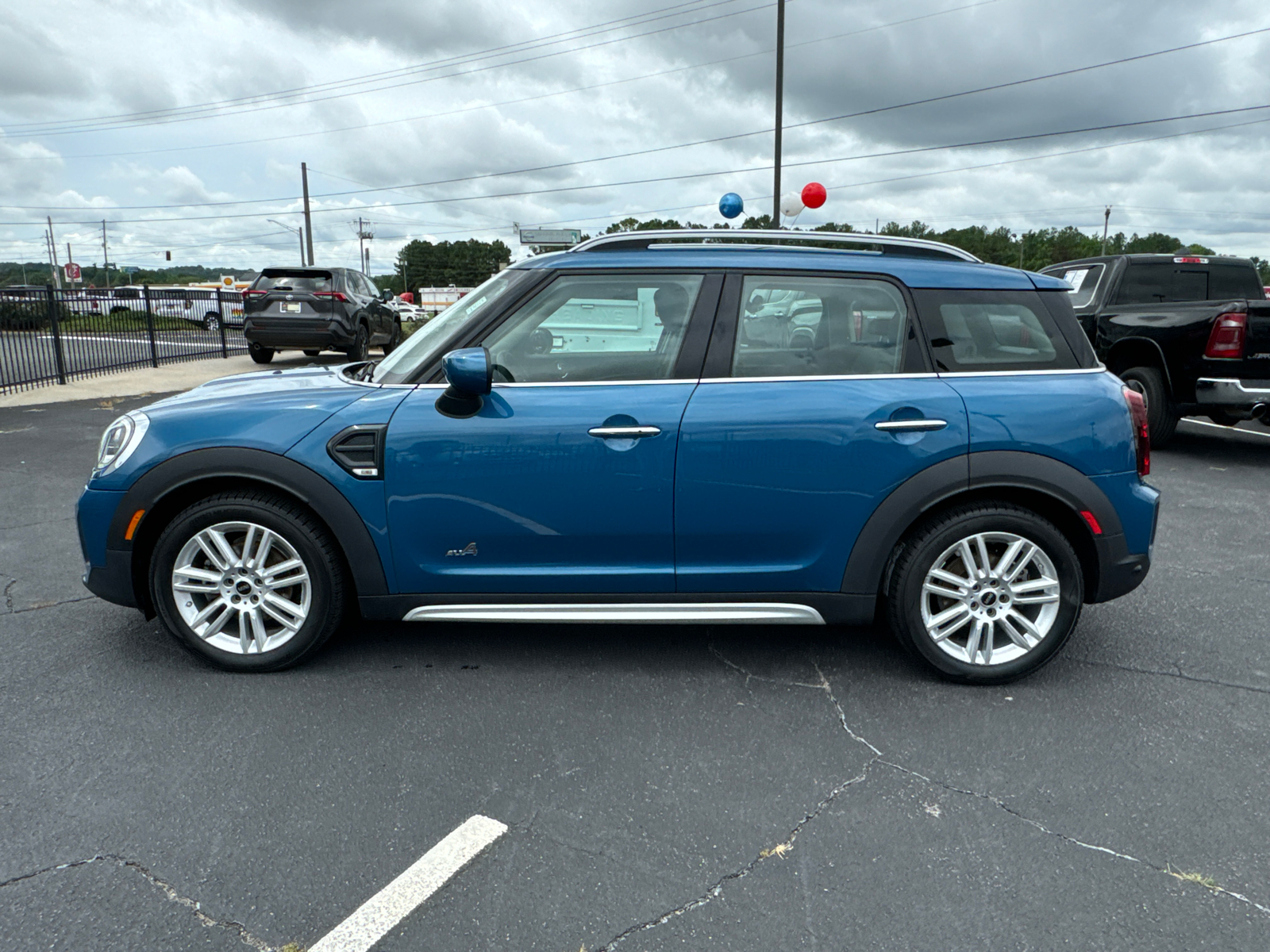 2022 MINI Cooper Countryman Signature 9