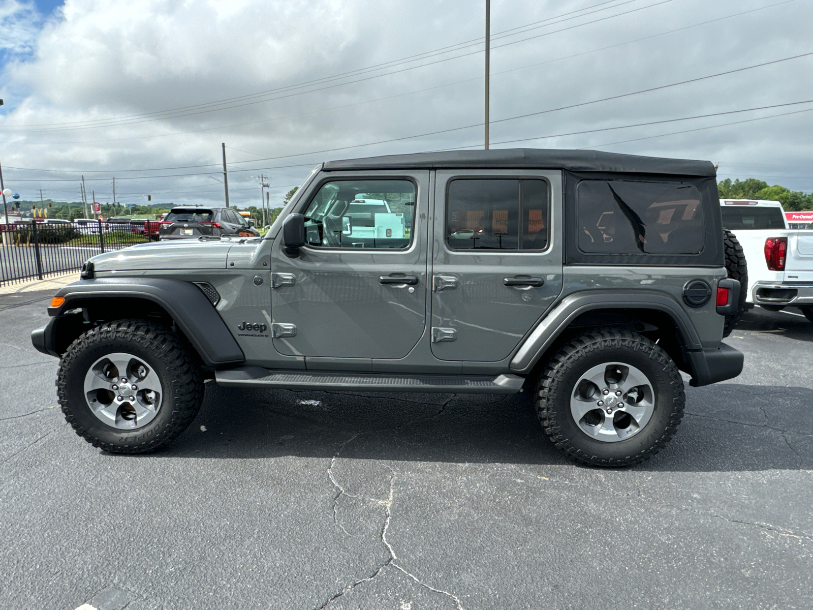 2023 Jeep Wrangler Sport 9